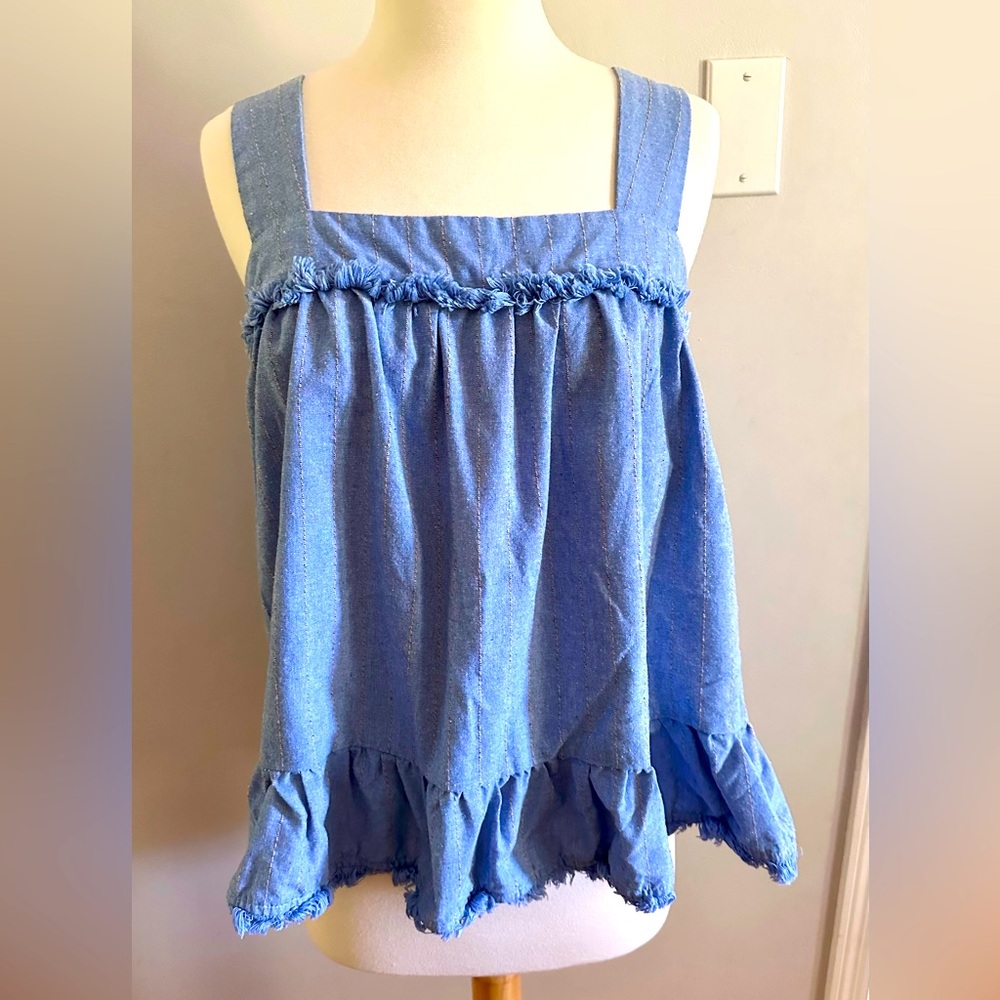 Entro Denim swing top, chambray with grey stripe, ties with a bow in the back. M